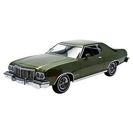 1976 Ford Gran Torino Metallic Vehicle 1:18 Scale Dark Green E51803