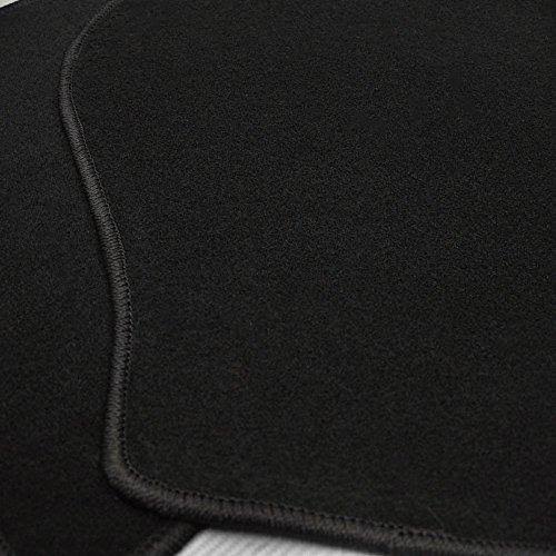 4 Pcs Black Nylon Floor Mats T668320