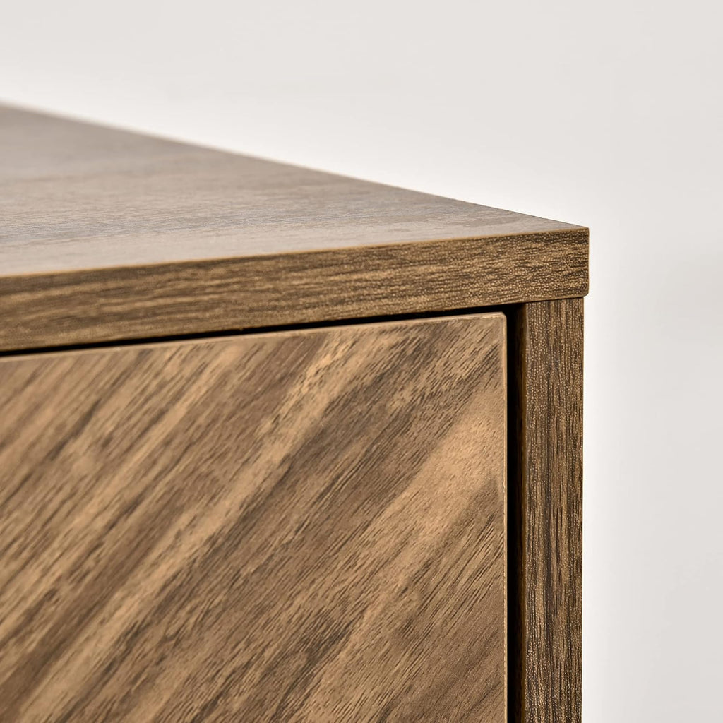 Double Door Storage Cabinet with Adjustable Shelf H5835