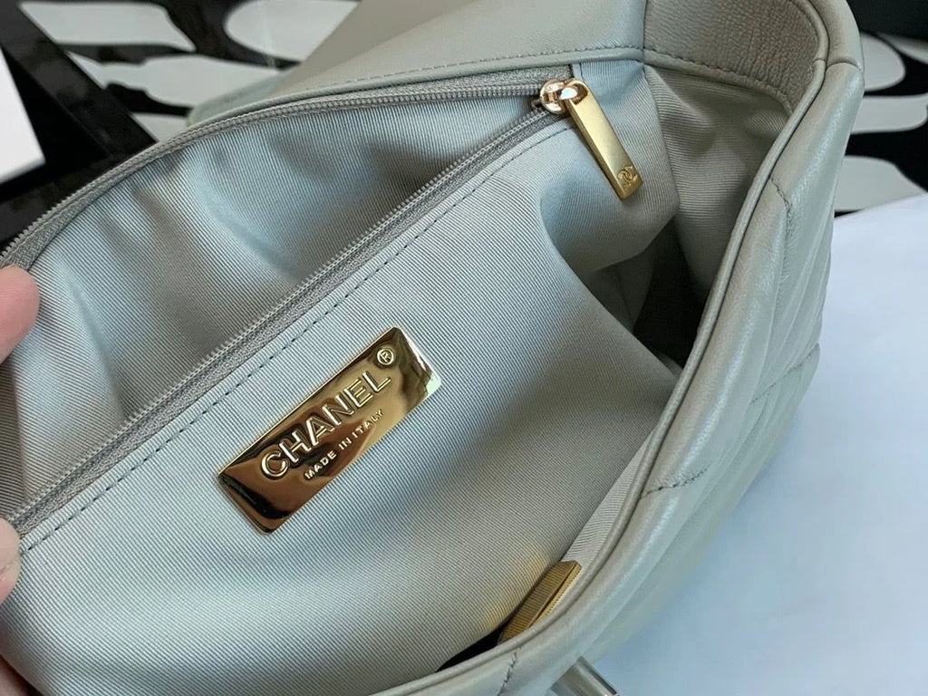 Grey Bag A30843