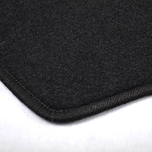 4 Pcs Black Nylon Floor Mats T668320