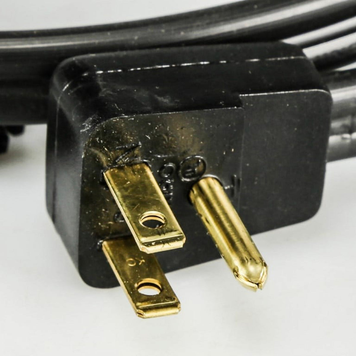 Power Cord L676