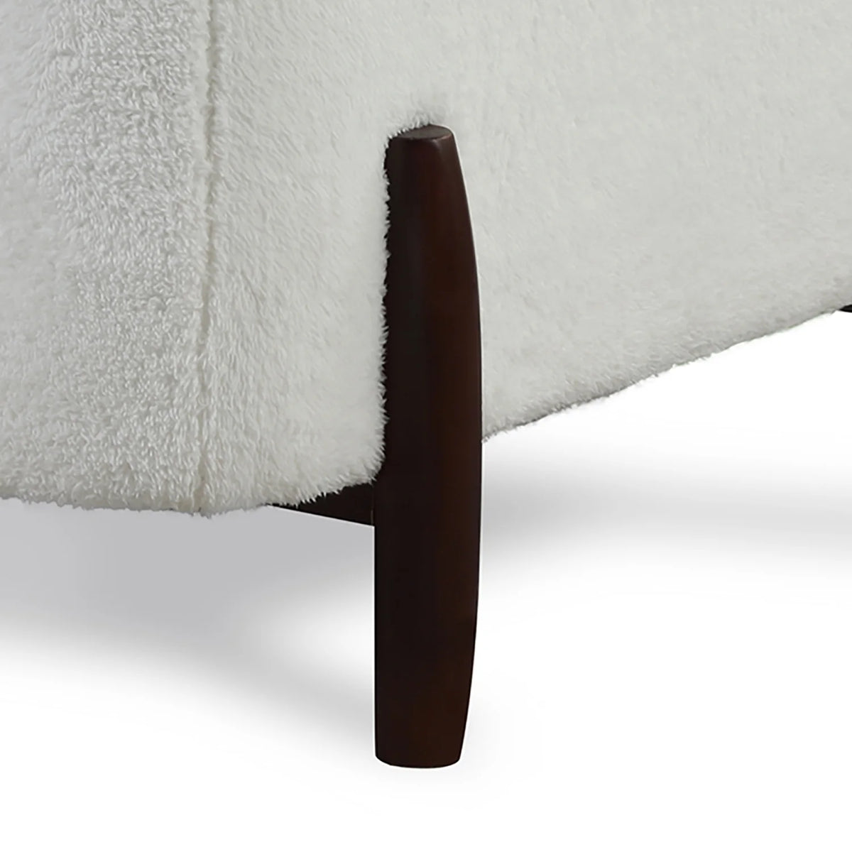 Sherpa Chair with Wood Legs K1021