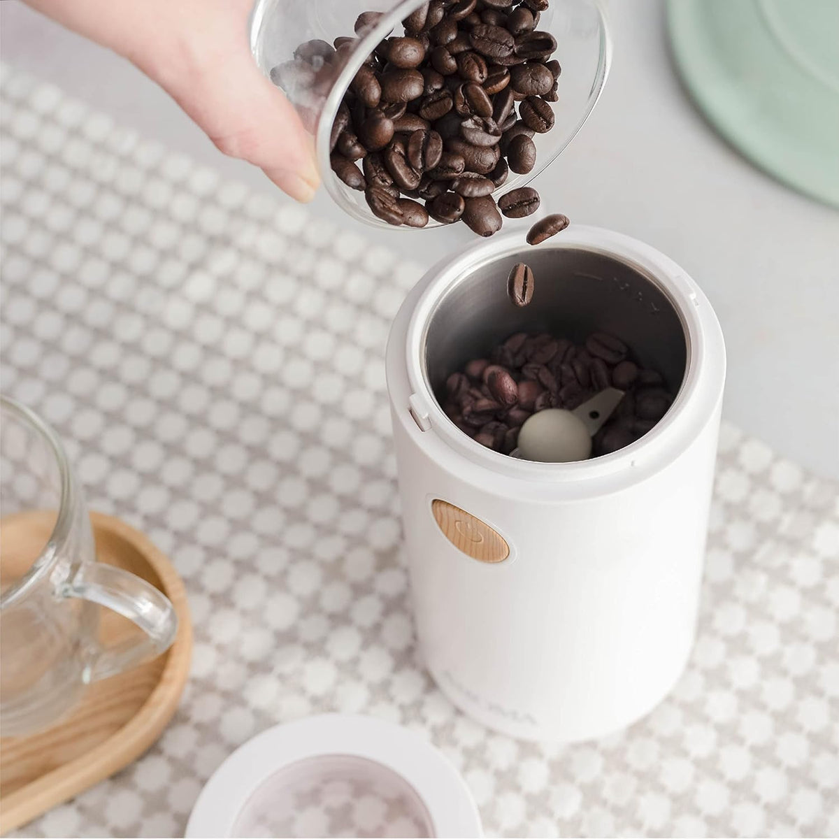 White 40g Mini Electric Coffee Grinder I430