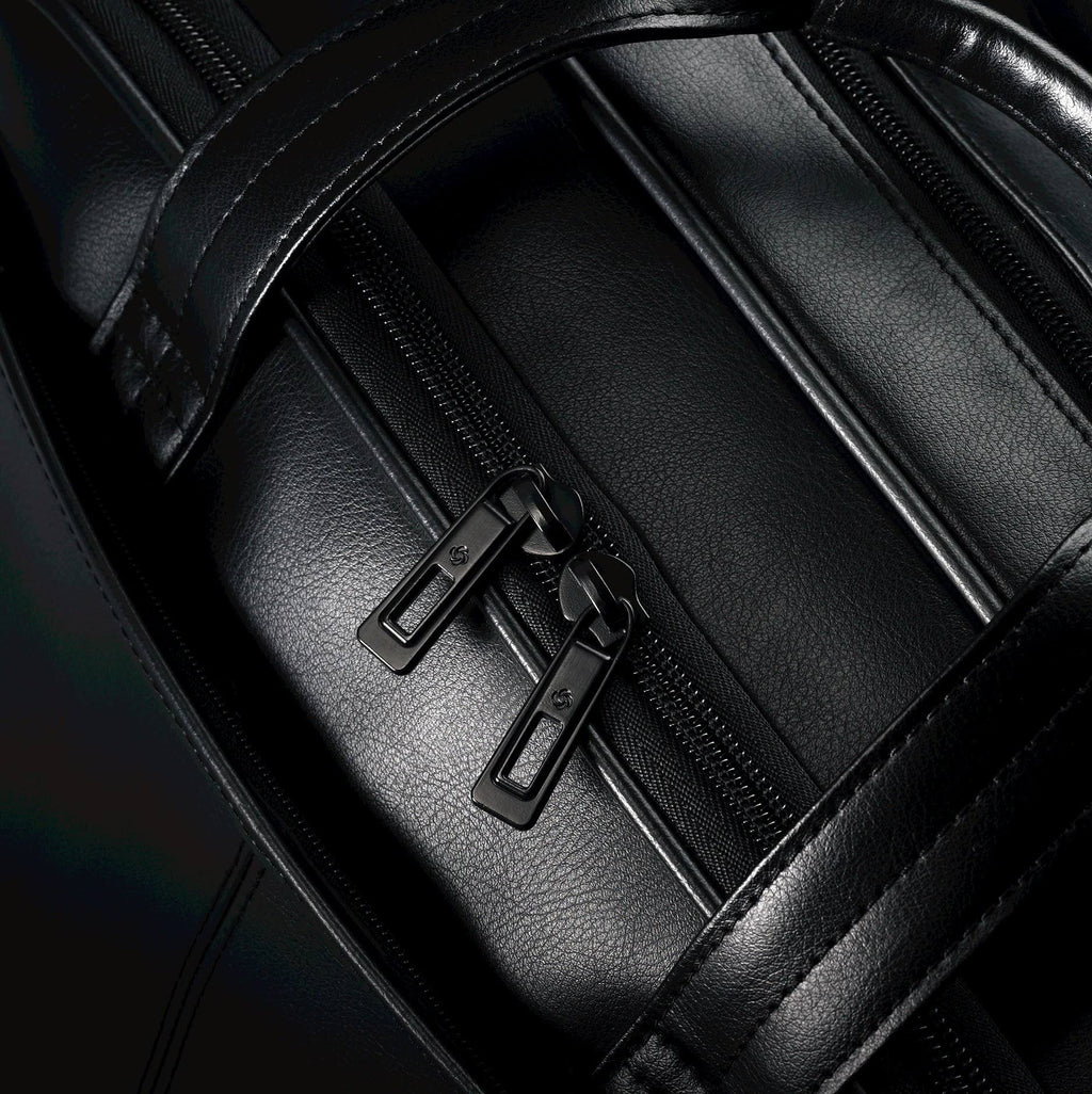 Leather Expandable Business Case M6830