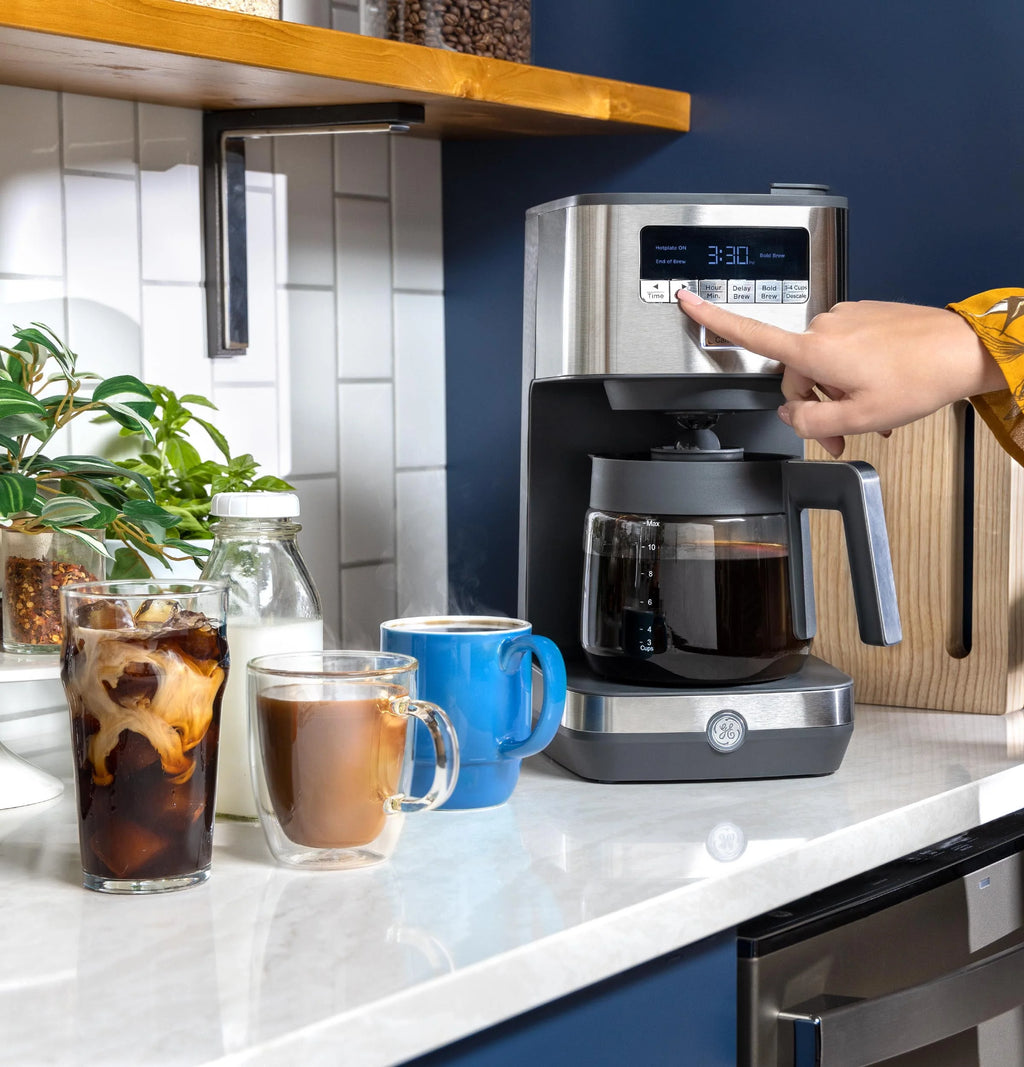 12 Cup Drip Coffee Maker with Keep Warm Plate P308