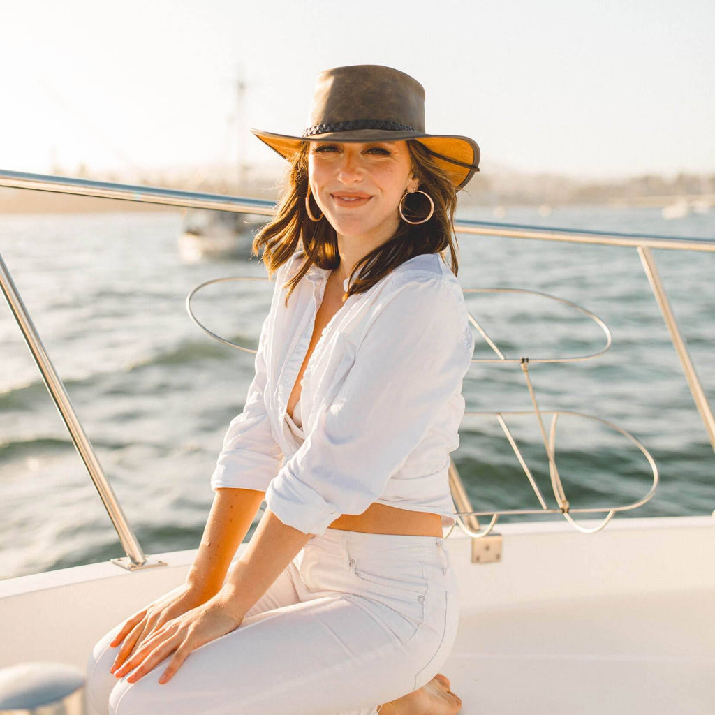 Copper Leather Hat Z4147
