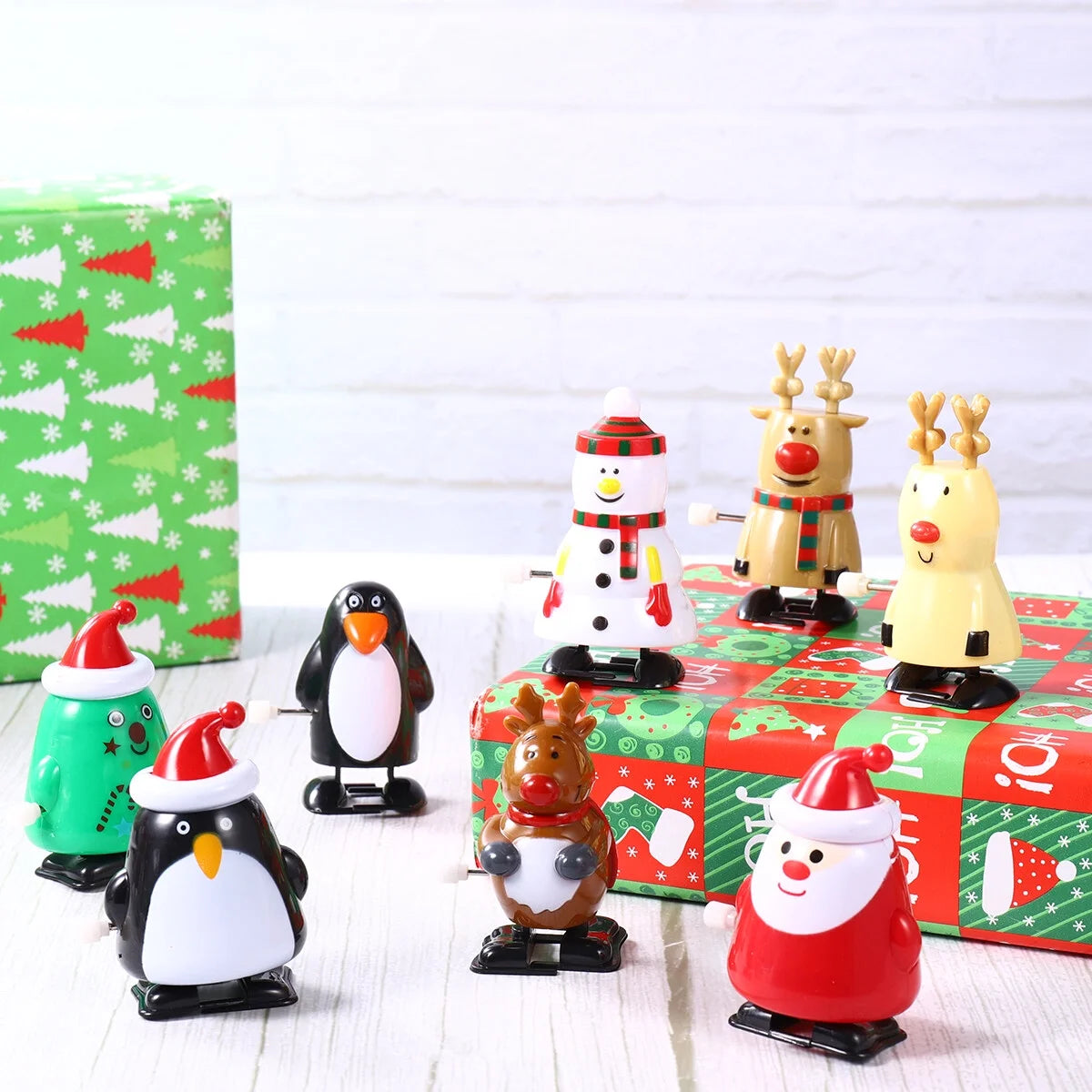 8pcs Christmas Wind Up Toys V1690
