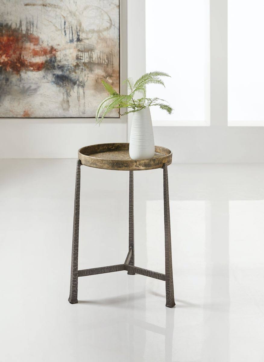 Accent Table J3241