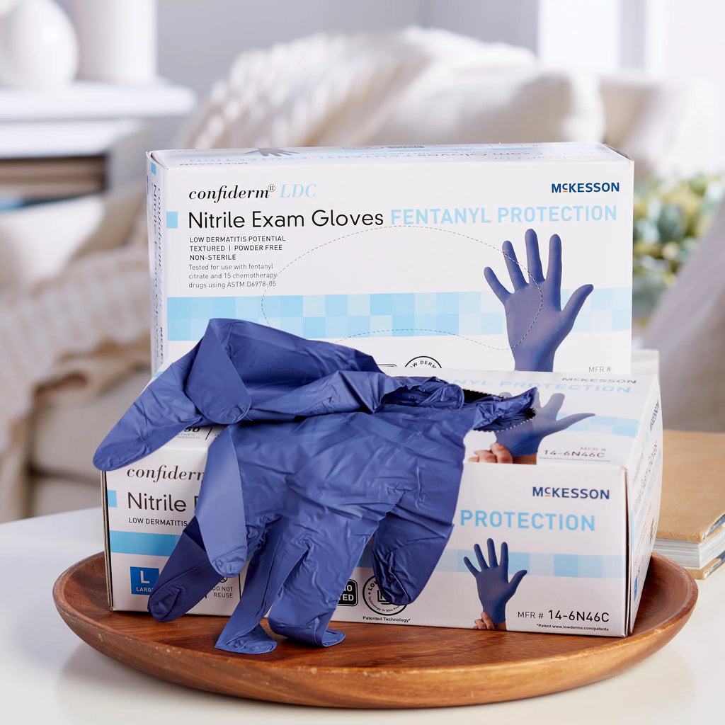 Nitrile Exam Gloves, Latex-Free, Large, 250 Count M7936