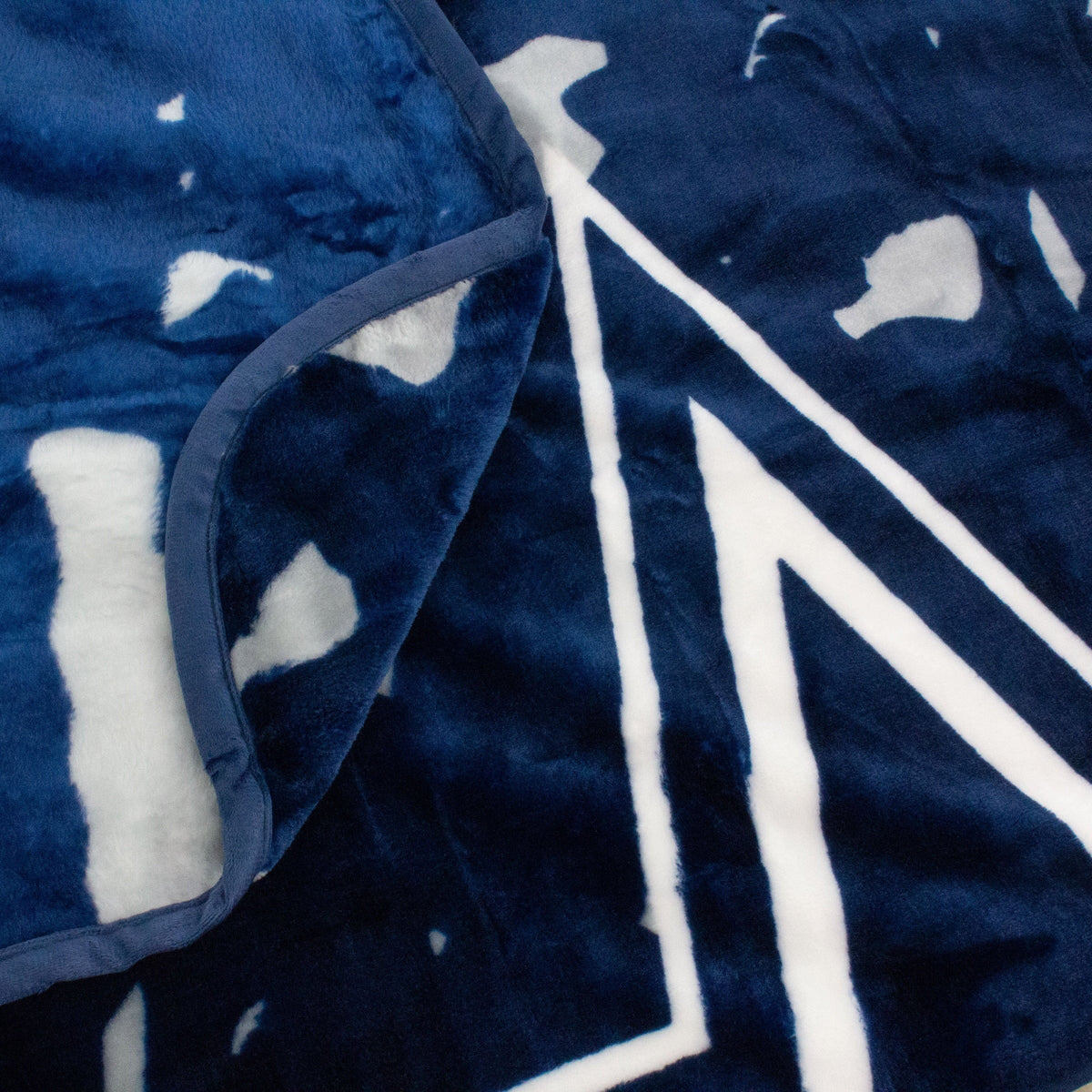 Comfy Throw Blanket T1600