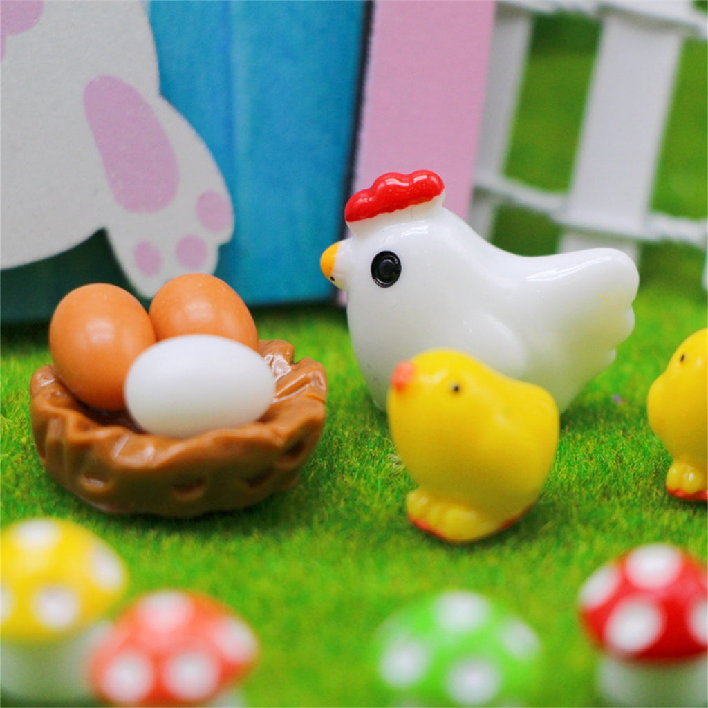 Dollhouse Miniature Easter Rabbit Garden Chick Door T92400